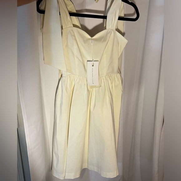 Endless Rose White Dress - Picture 3 of 6